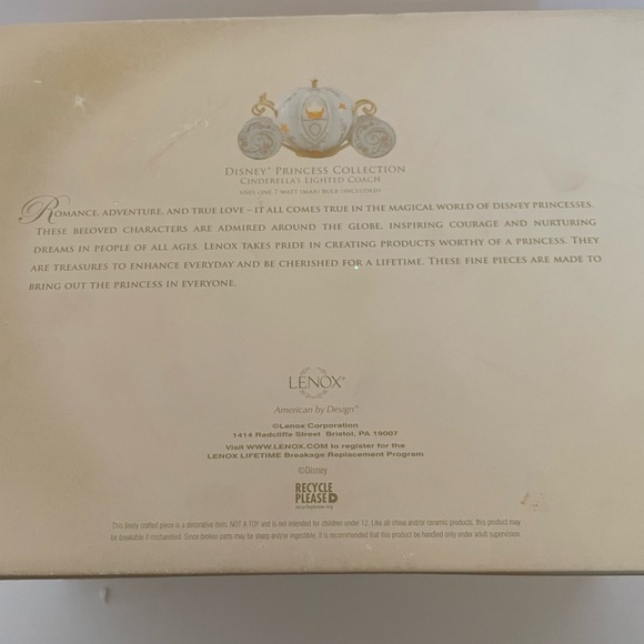 Lenox Cinderella's Lighted Coach Disney Princess Sculpted Pumpkin Gold Trim New - Picture 2 of 10